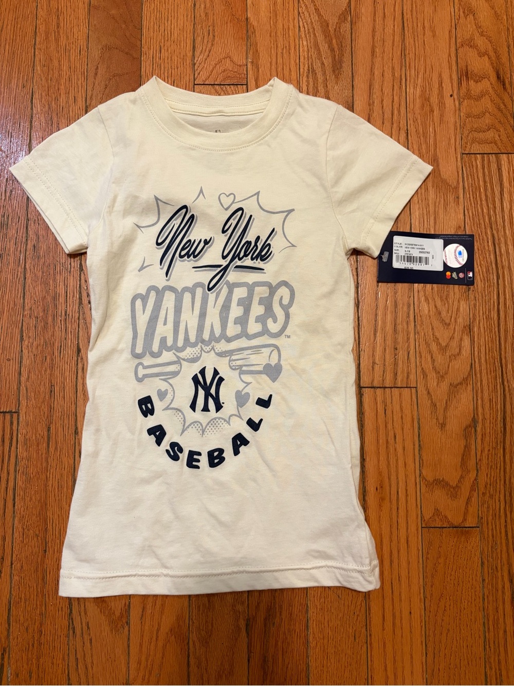 NWT MLB Team Apparel Girls' New York Yankees Tan Baseball Day T-Shirt